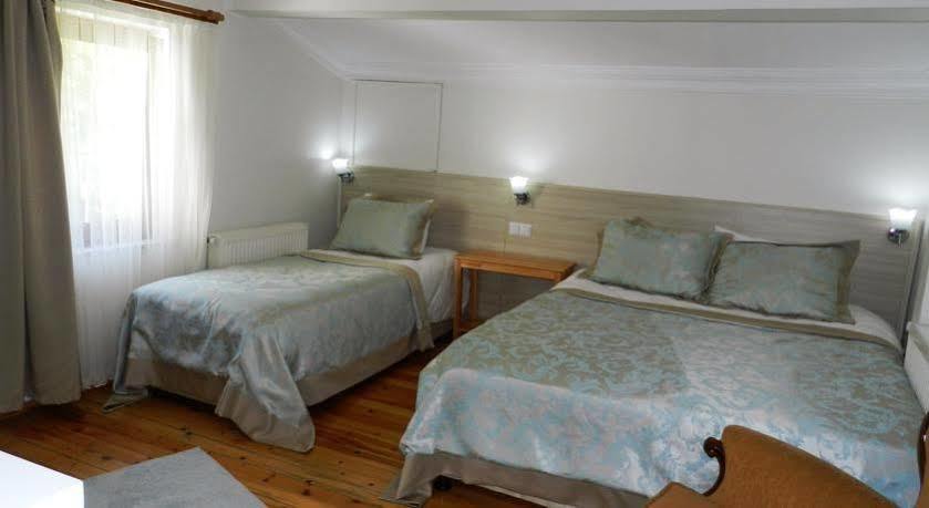Abant Bahceli Kosk Hotel Akcaalan Екстериор снимка