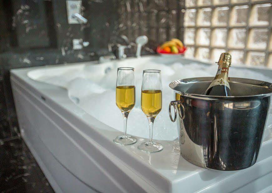 Abant Bahceli Kosk Hotel Akcaalan Екстериор снимка